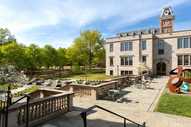 GeoLab in Gearhart Courtyard